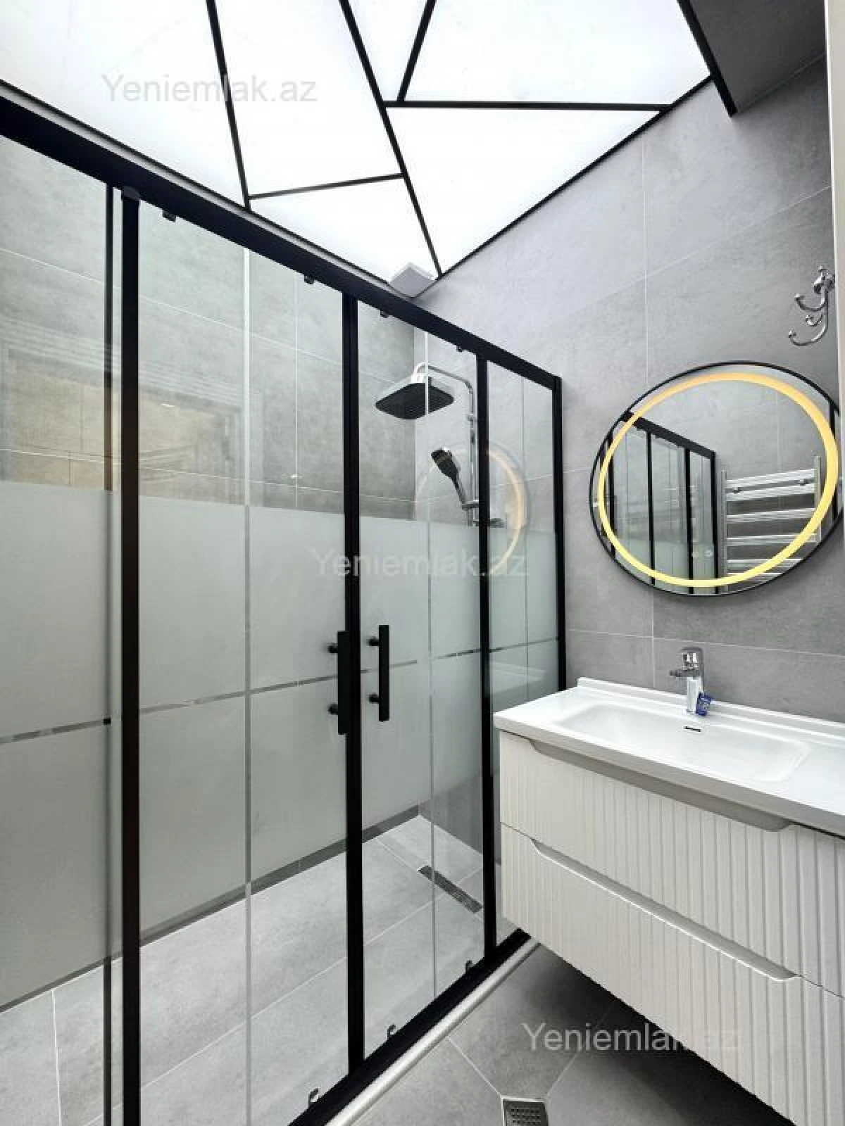 Satılır 3 otaqlı yeni tikili 105 m²