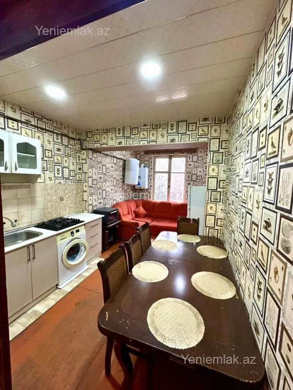 Satılır 3 otaqlı köhnə tikili 85 m²