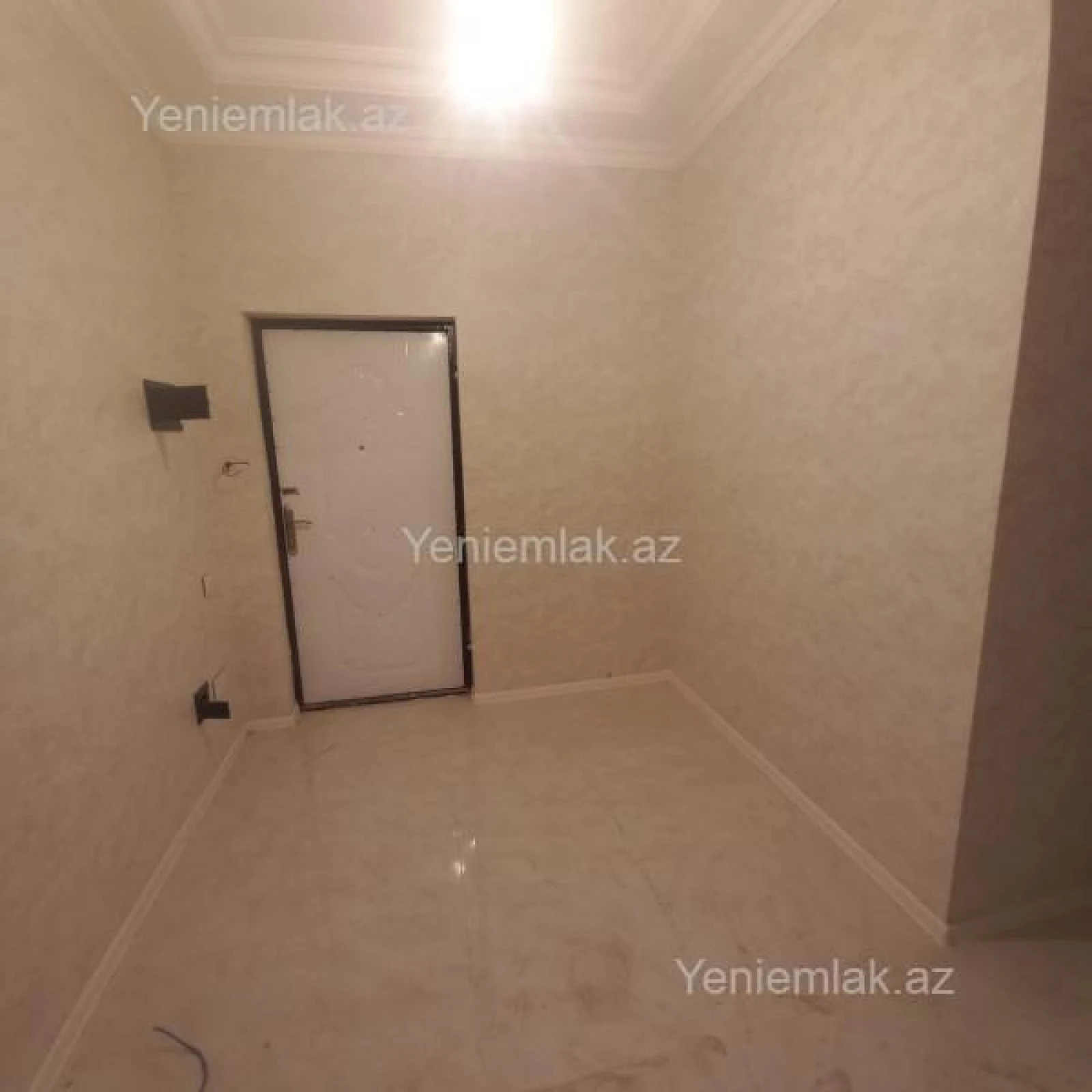 Satılır 2 otaqlı yeni tikili 103 m²