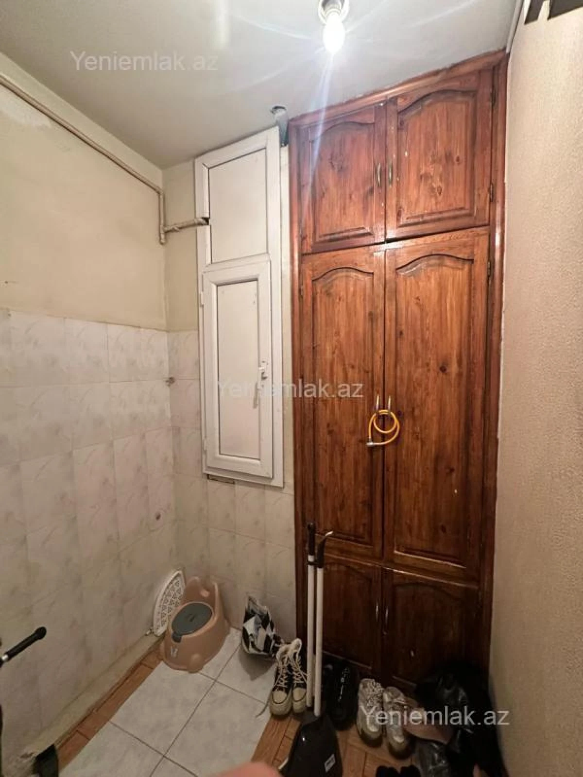 Satılır 2 otaqlı köhnə tikili 70 m²