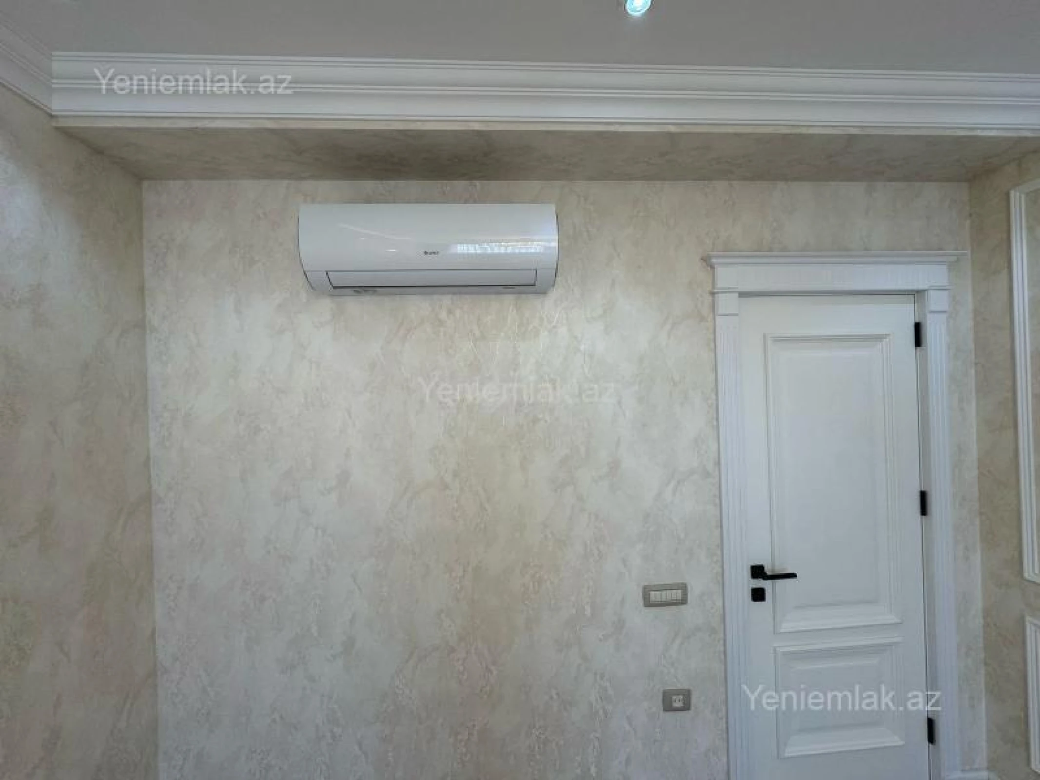 Satılır 3 otaqlı yeni tikili 138 m²