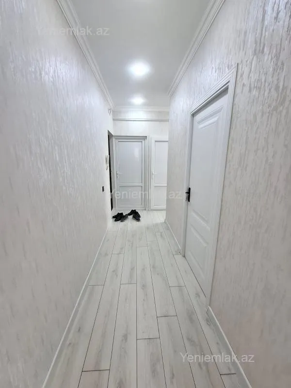 Satılır 2 otaqlı köhnə tikili 55 m²