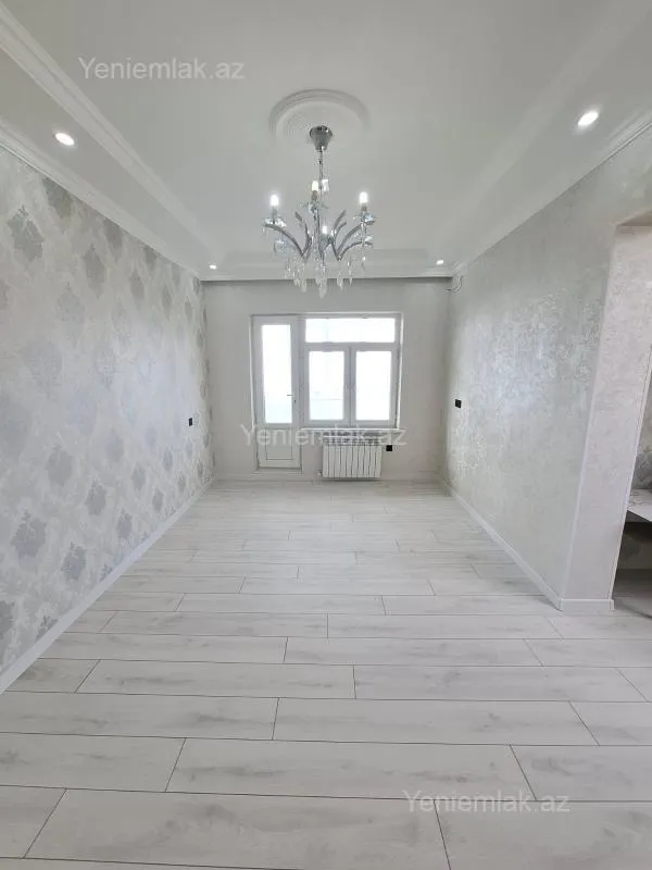 Satılır 2 otaqlı köhnə tikili 55 m²