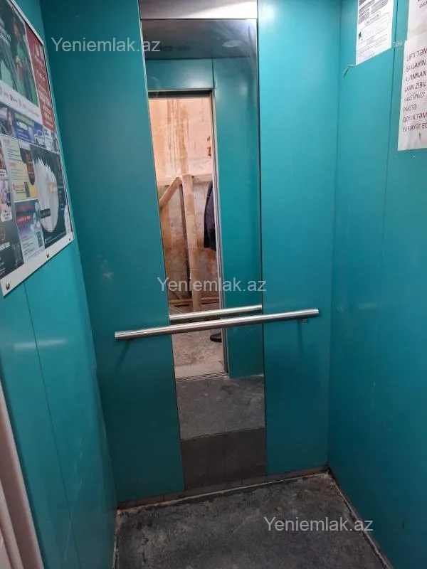 Satılır 2 otaqlı köhnə tikili 55 m²