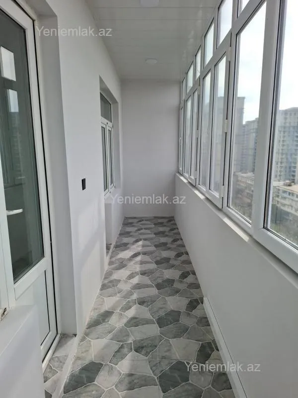 Satılır 2 otaqlı köhnə tikili 55 m²