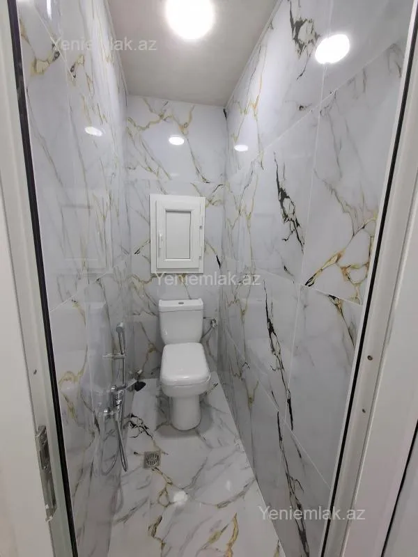 Satılır 2 otaqlı köhnə tikili 55 m²