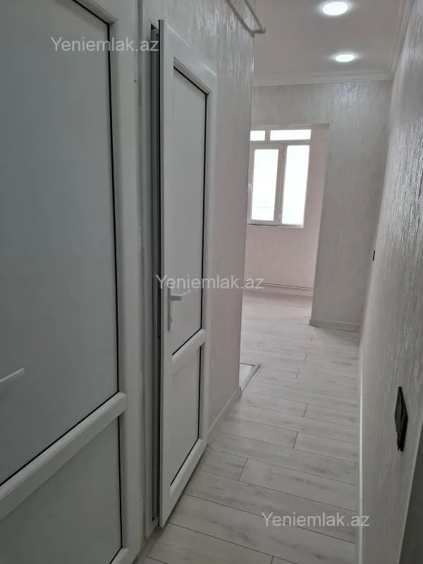 Satılır 2 otaqlı köhnə tikili 55 m²