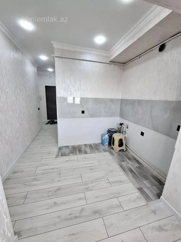 Satılır 2 otaqlı köhnə tikili 55 m²
