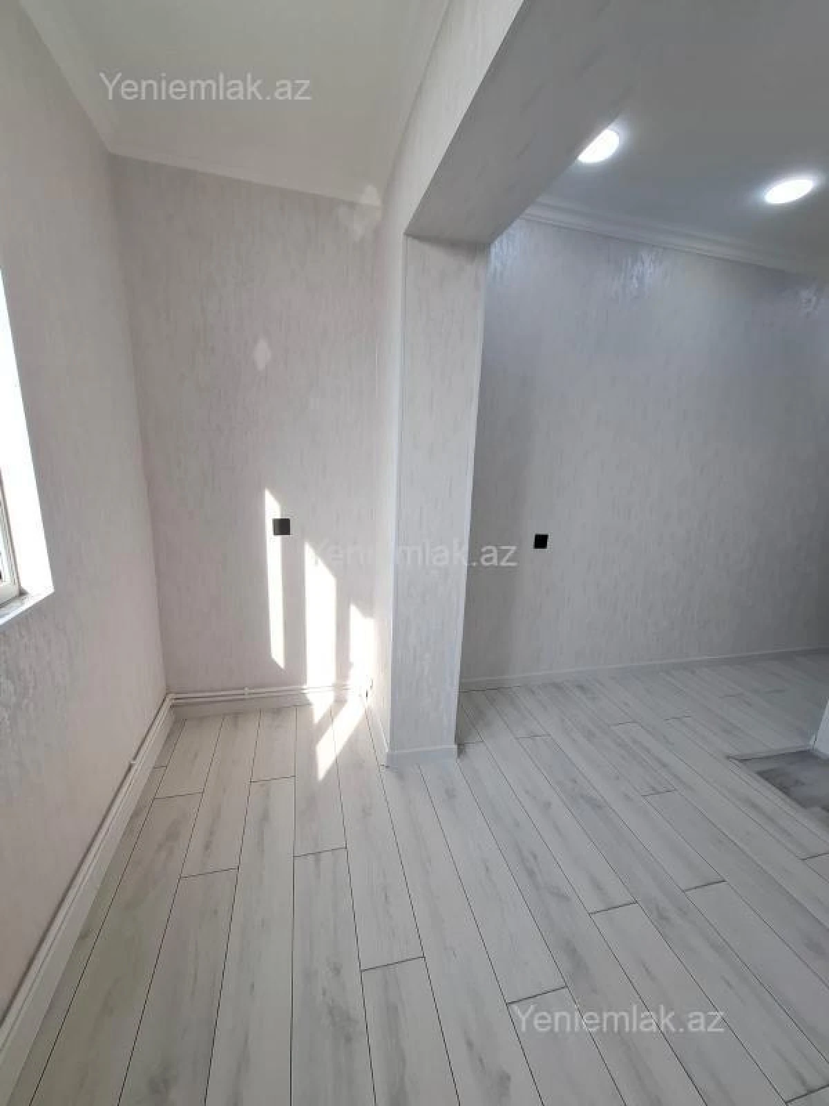 Satılır 2 otaqlı köhnə tikili 55 m²