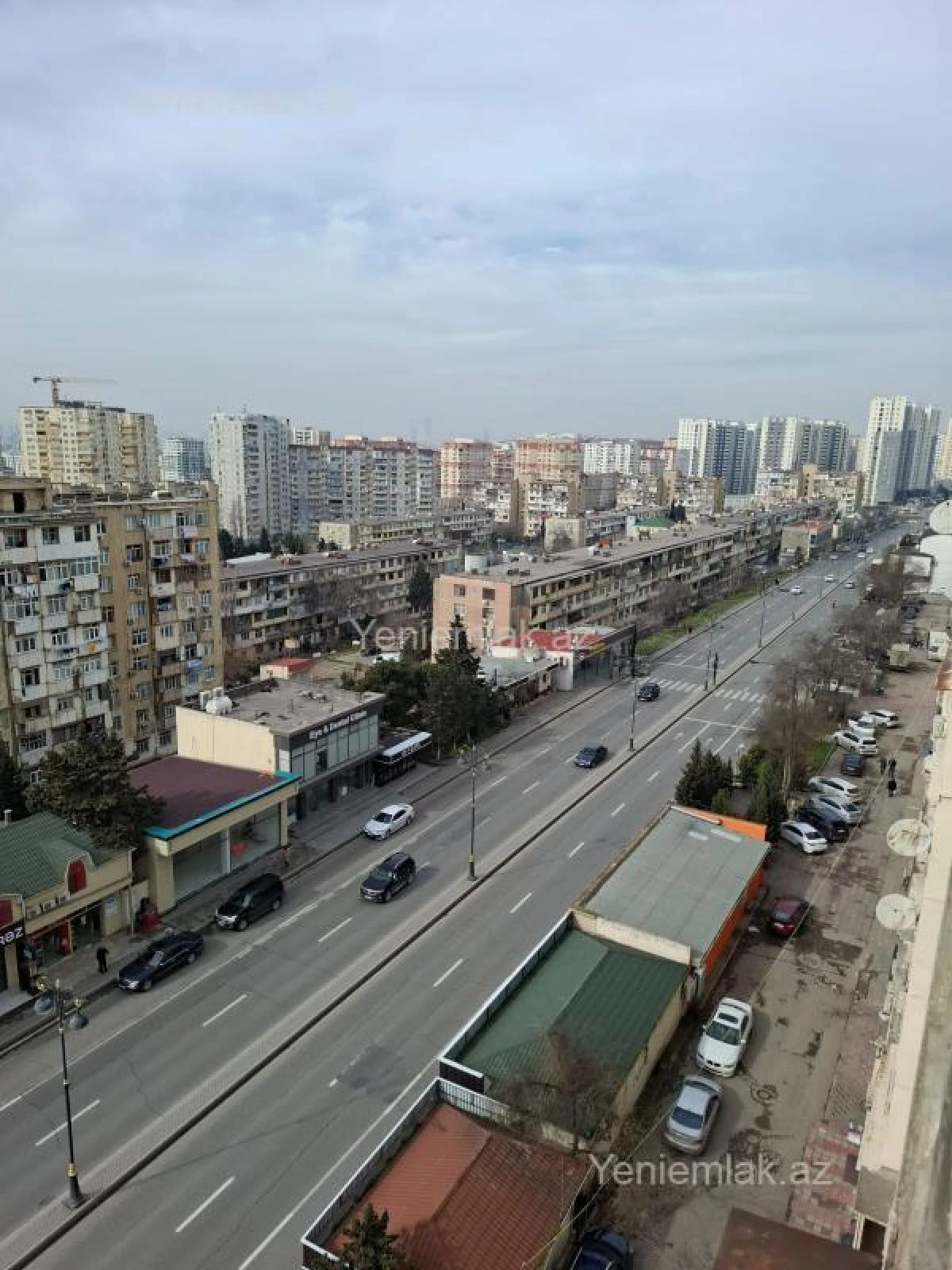 Satılır 2 otaqlı köhnə tikili 55 m²