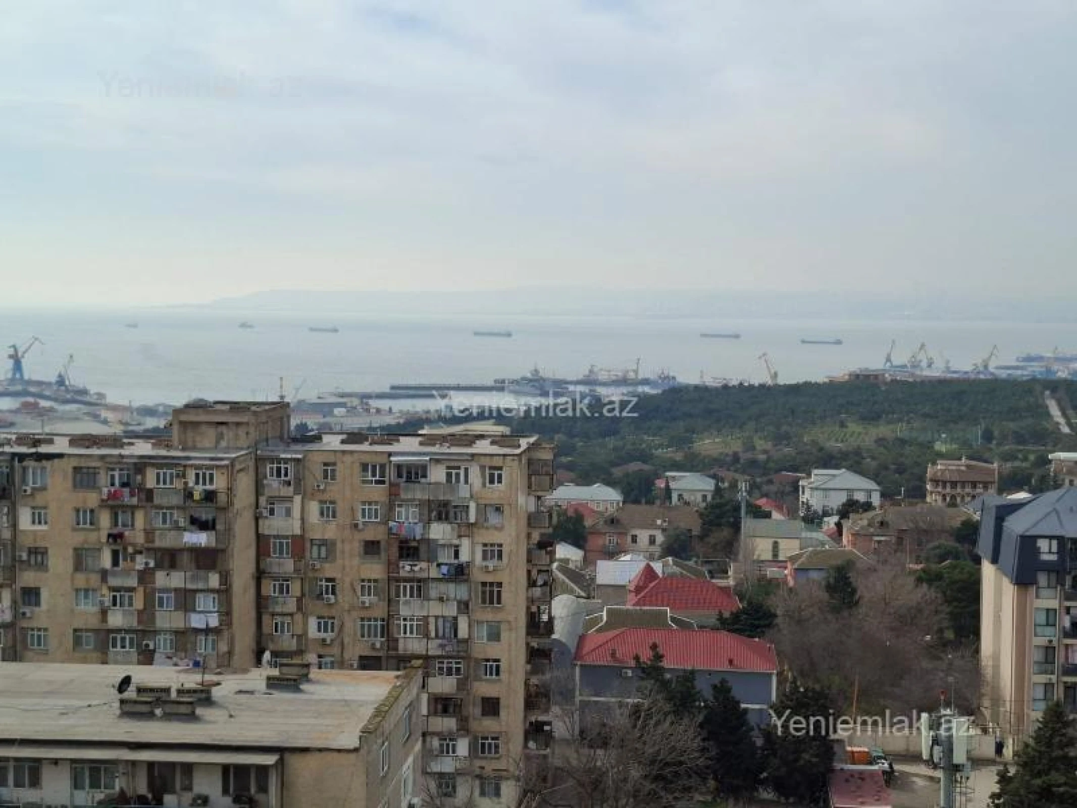 Satılır 2 otaqlı köhnə tikili 55 m²