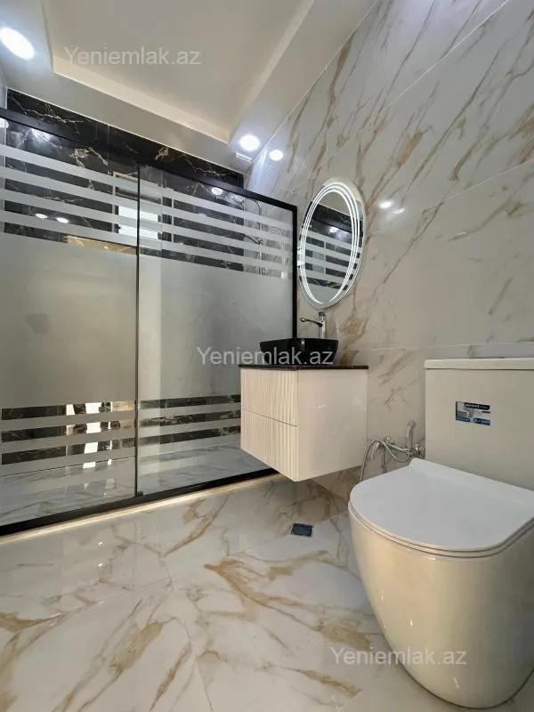 Satılır 4 otaqlı həyət evi 200 m²