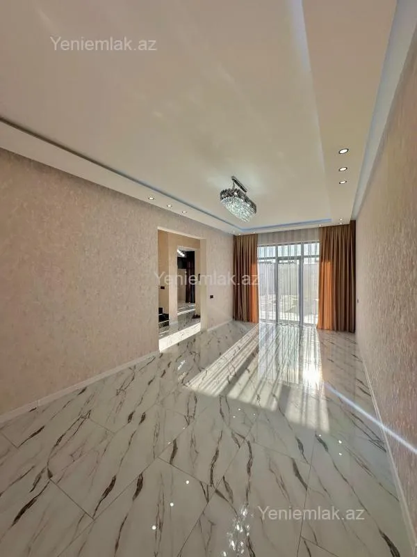 Satılır 4 otaqlı həyət evi 200 m²
