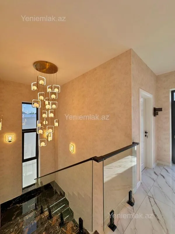 Satılır 4 otaqlı həyət evi 200 m²