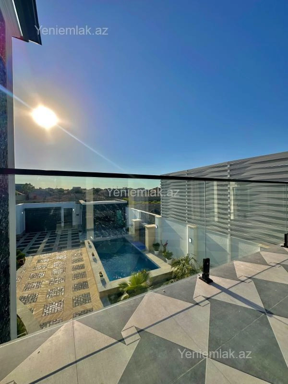 Satılır 4 otaqlı həyət evi 200 m²