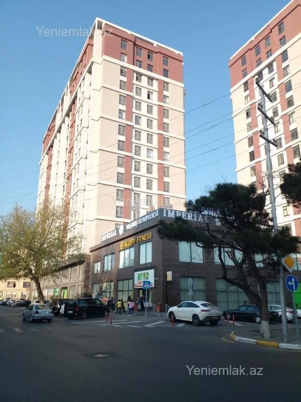 Satılır 3 otaqlı yeni tikili 135 m²