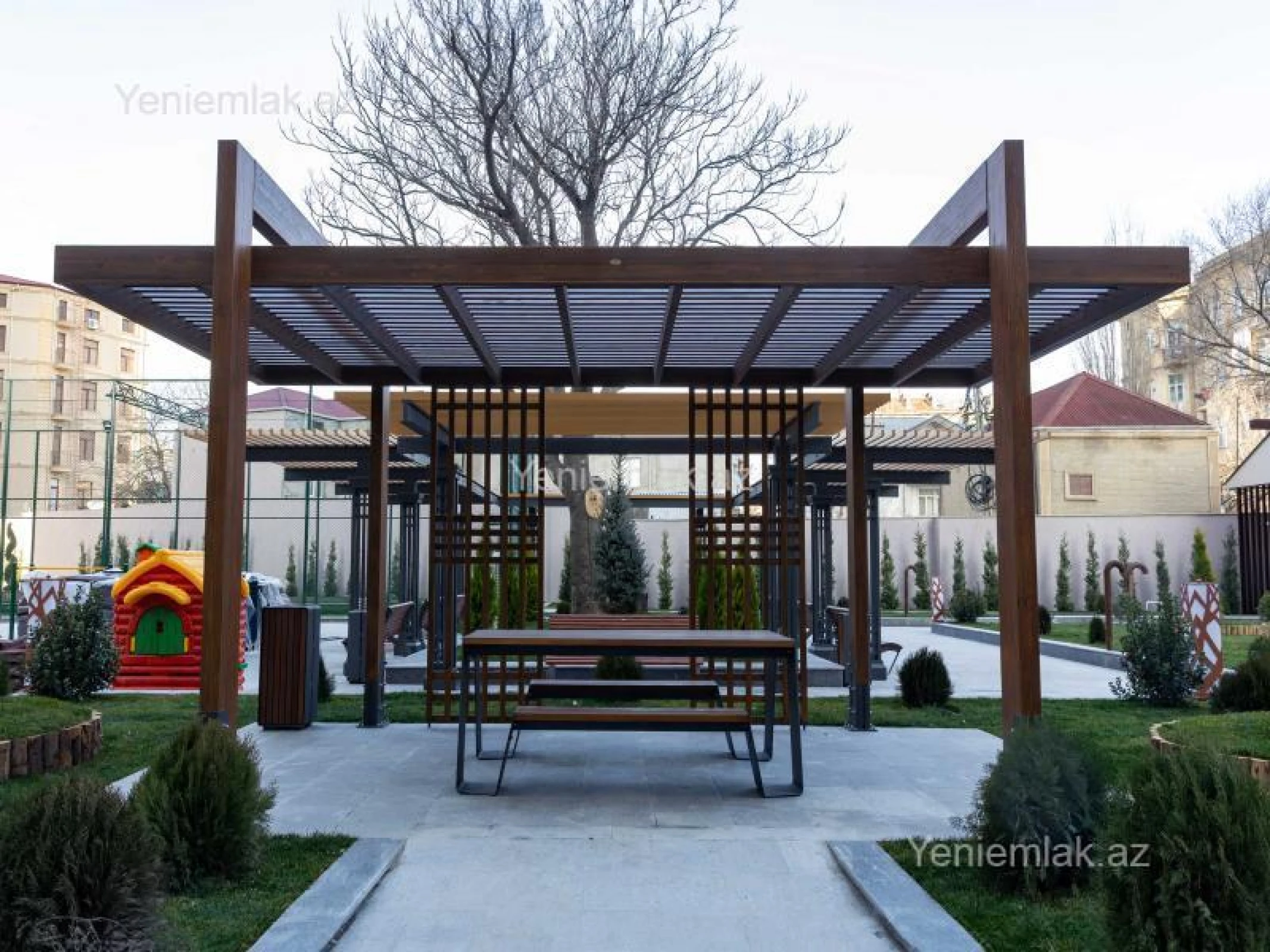 Satılır 3 otaqlı yeni tikili 135 m²