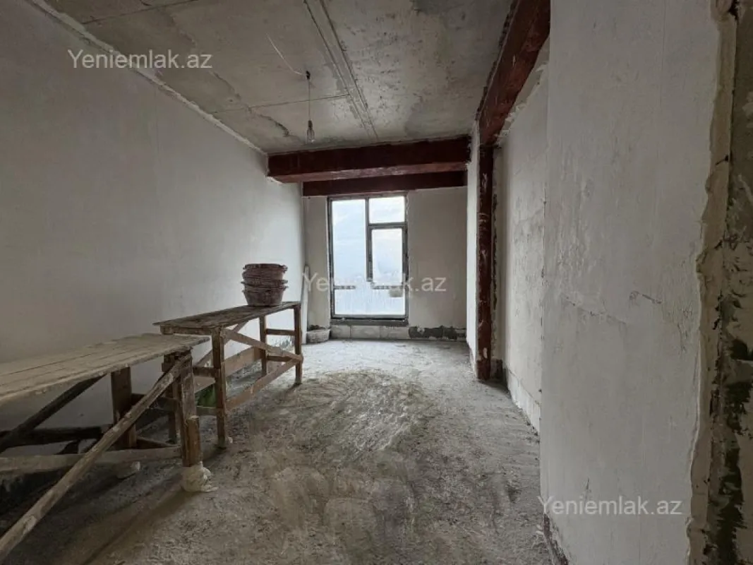 Satılır 3 otaqlı yeni tikili 135 m²