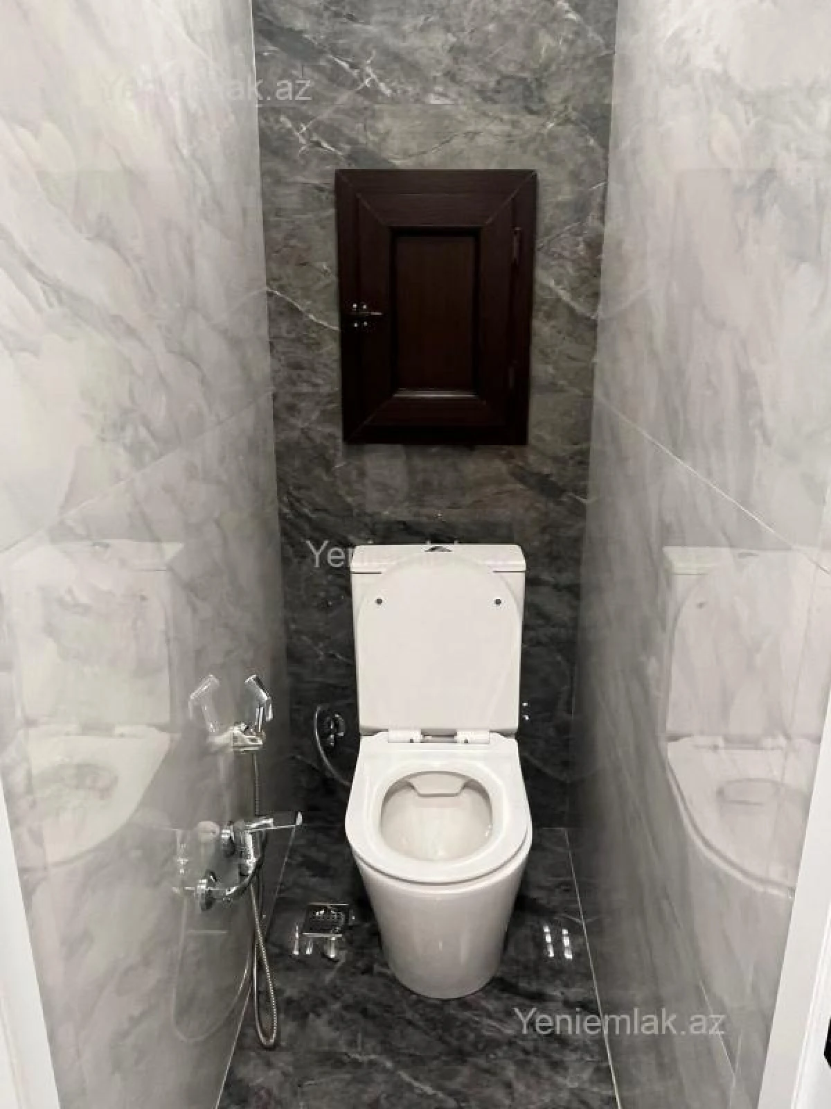 Satılır 3 otaqlı köhnə tikili 90 m²