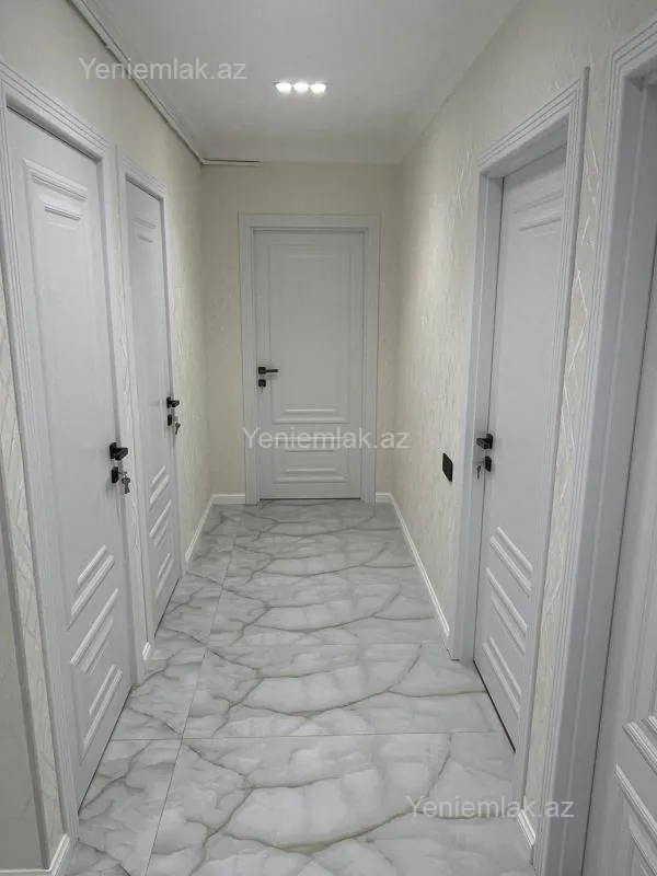 Satılır 3 otaqlı köhnə tikili 90 m²
