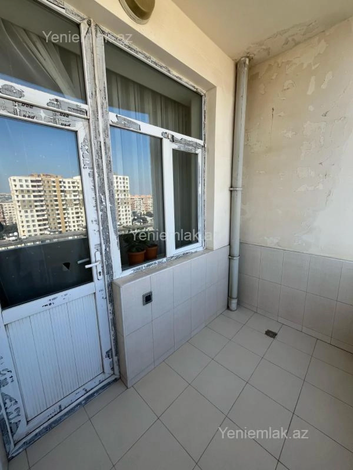 Satılır 3 otaqlı yeni tikili 110 m²