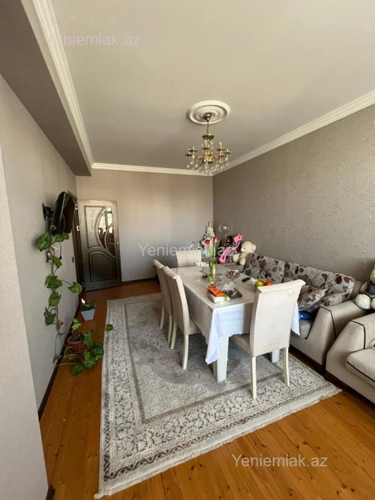 Satılır 3 otaqlı yeni tikili 110 m²