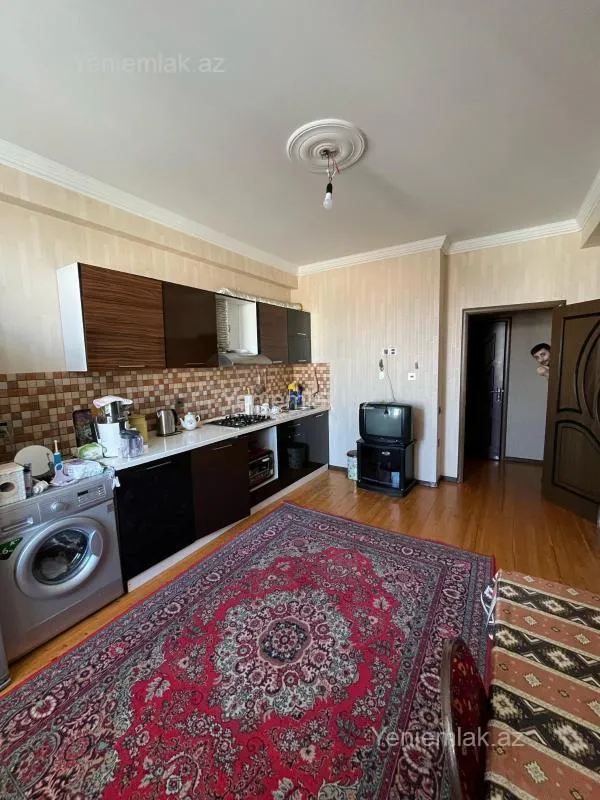 Satılır 3 otaqlı yeni tikili 110 m²