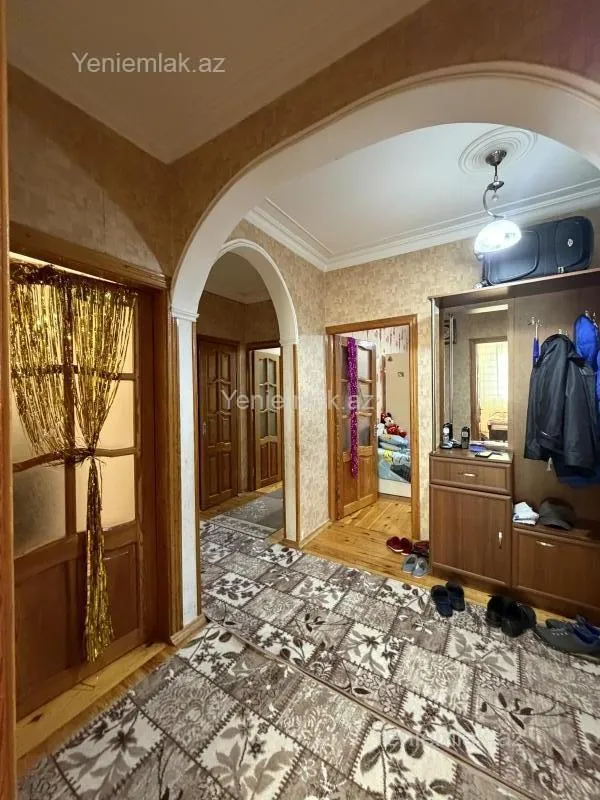 Satılır 3 otaqlı köhnə tikili 80 m²