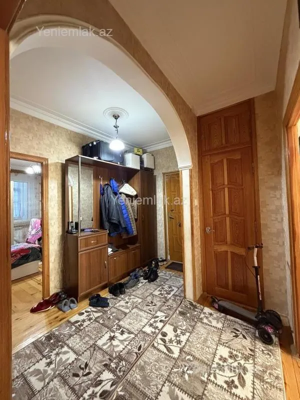 Satılır 3 otaqlı köhnə tikili 80 m²