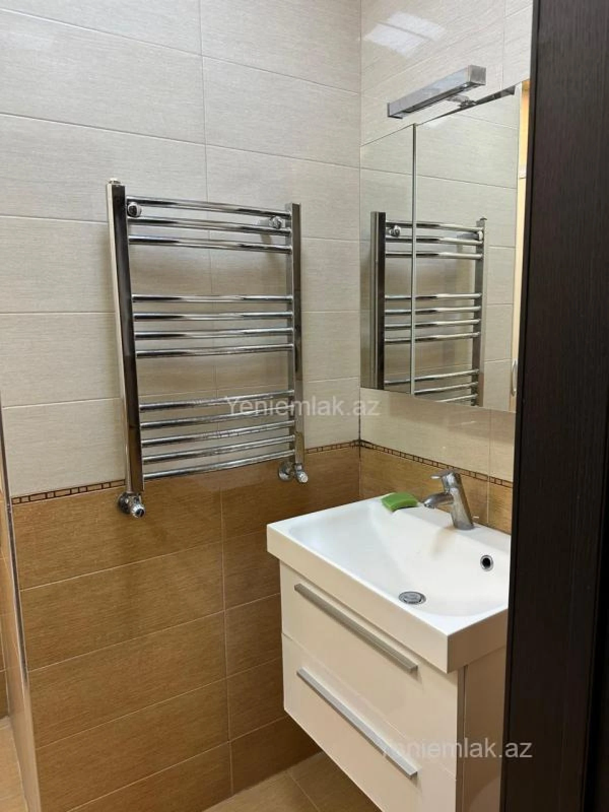 Satılır 3 otaqlı yeni tikili 148 m²