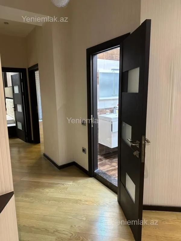 Satılır 3 otaqlı yeni tikili 148 m²