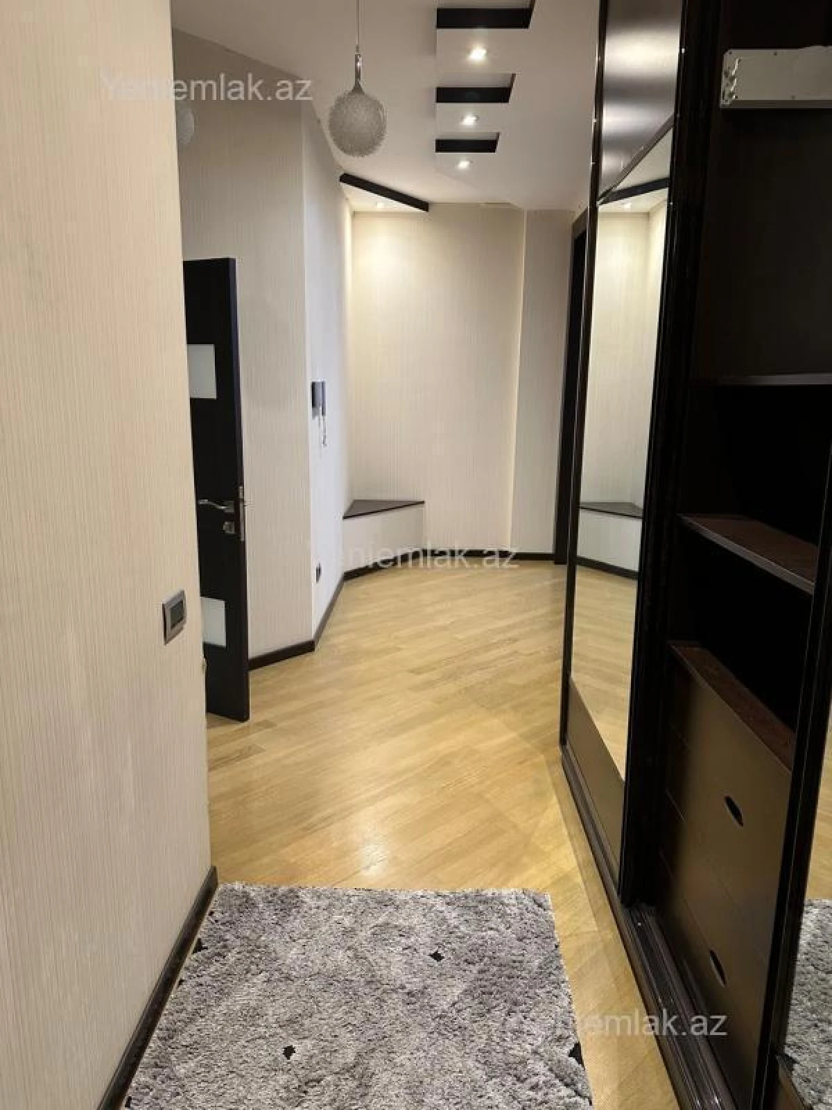 Satılır 3 otaqlı yeni tikili 148 m²