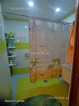 Satılır 3 otaqlı köhnə tikili 75 m²