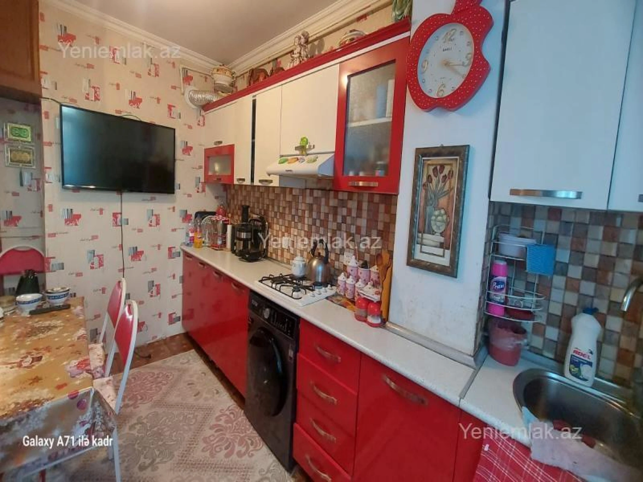 Satılır 3 otaqlı köhnə tikili 75 m²