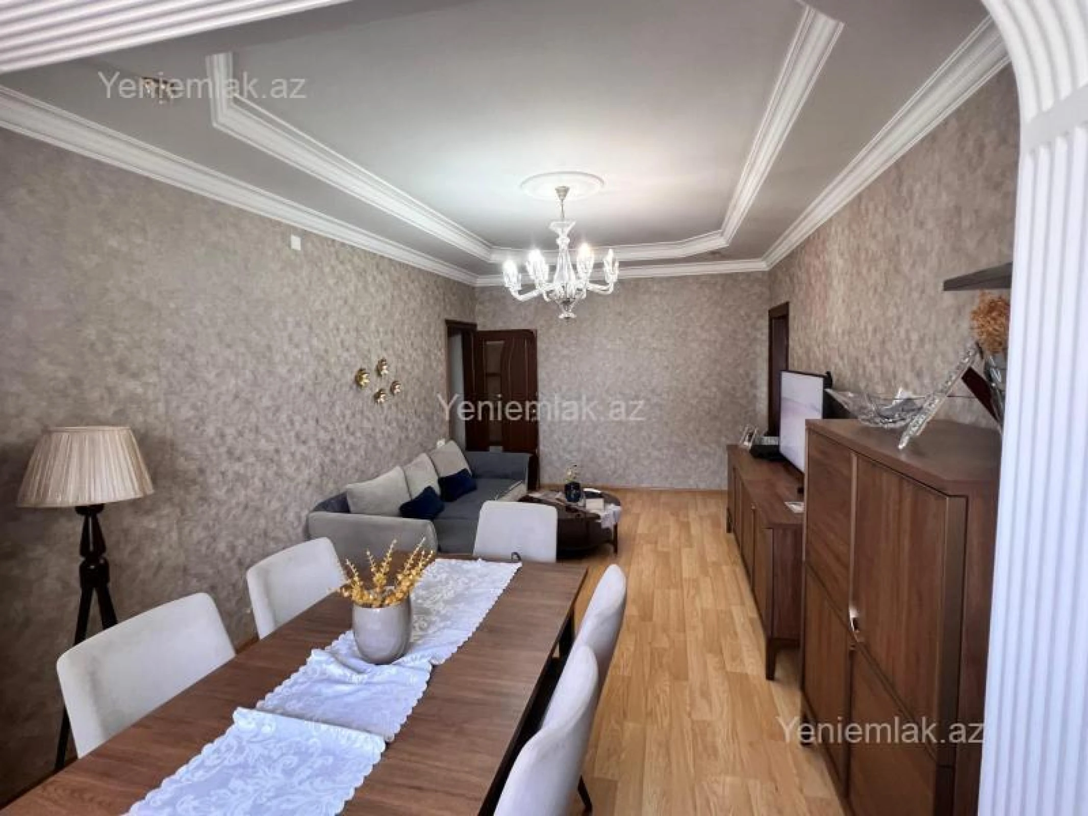 Satılır 2 otaqlı köhnə tikili 60 m²