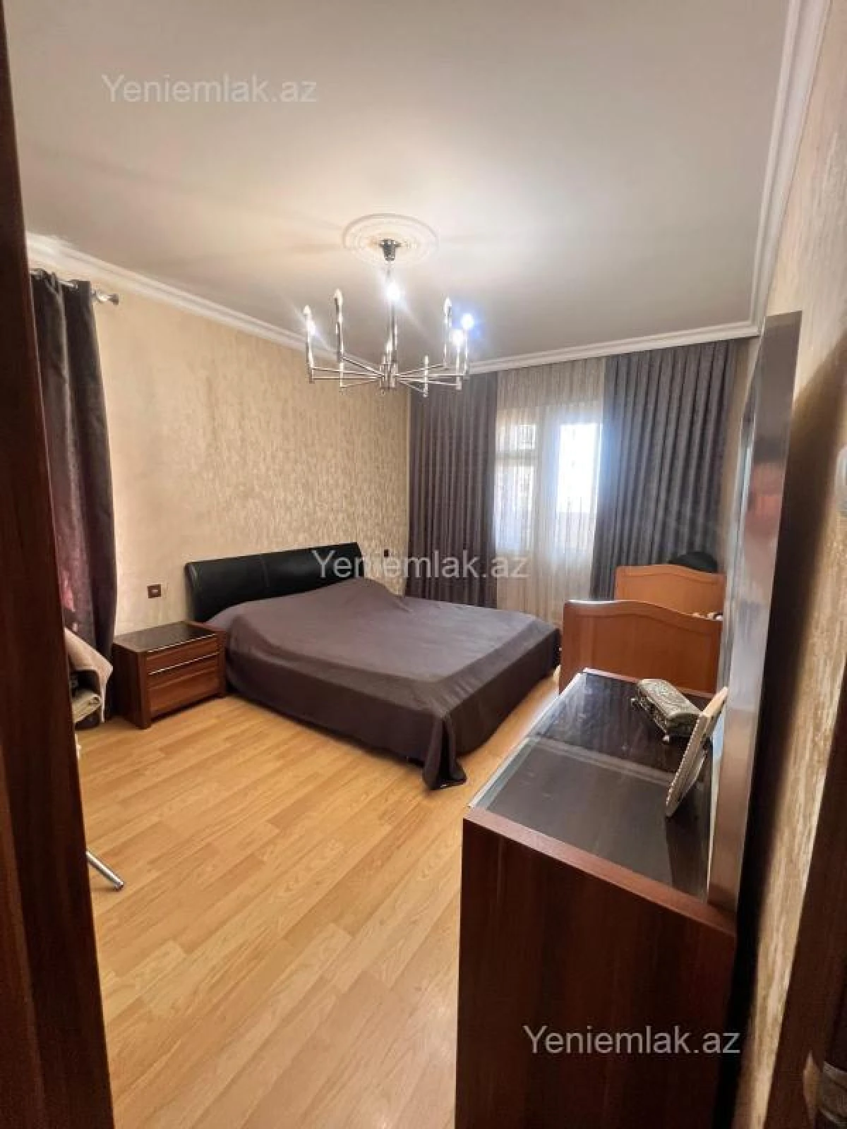 Satılır 2 otaqlı köhnə tikili 60 m²