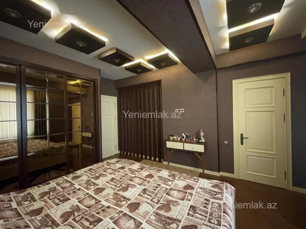 Satılır 4 otaqlı yeni tikili 143 m²