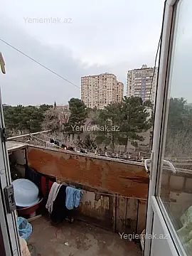 Satılır 1 otaqlı köhnə tikili 32 m²