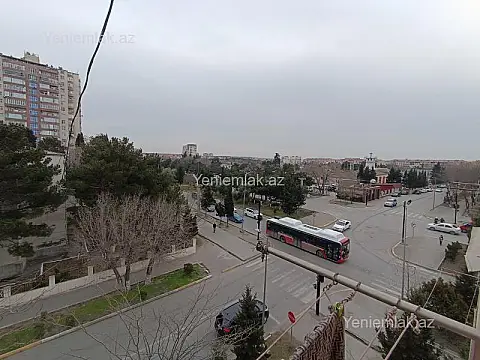 Satılır 1 otaqlı köhnə tikili 32 m² — Sumqayıt, 3-cü mikrorayon 1 otaq 32.00 m²