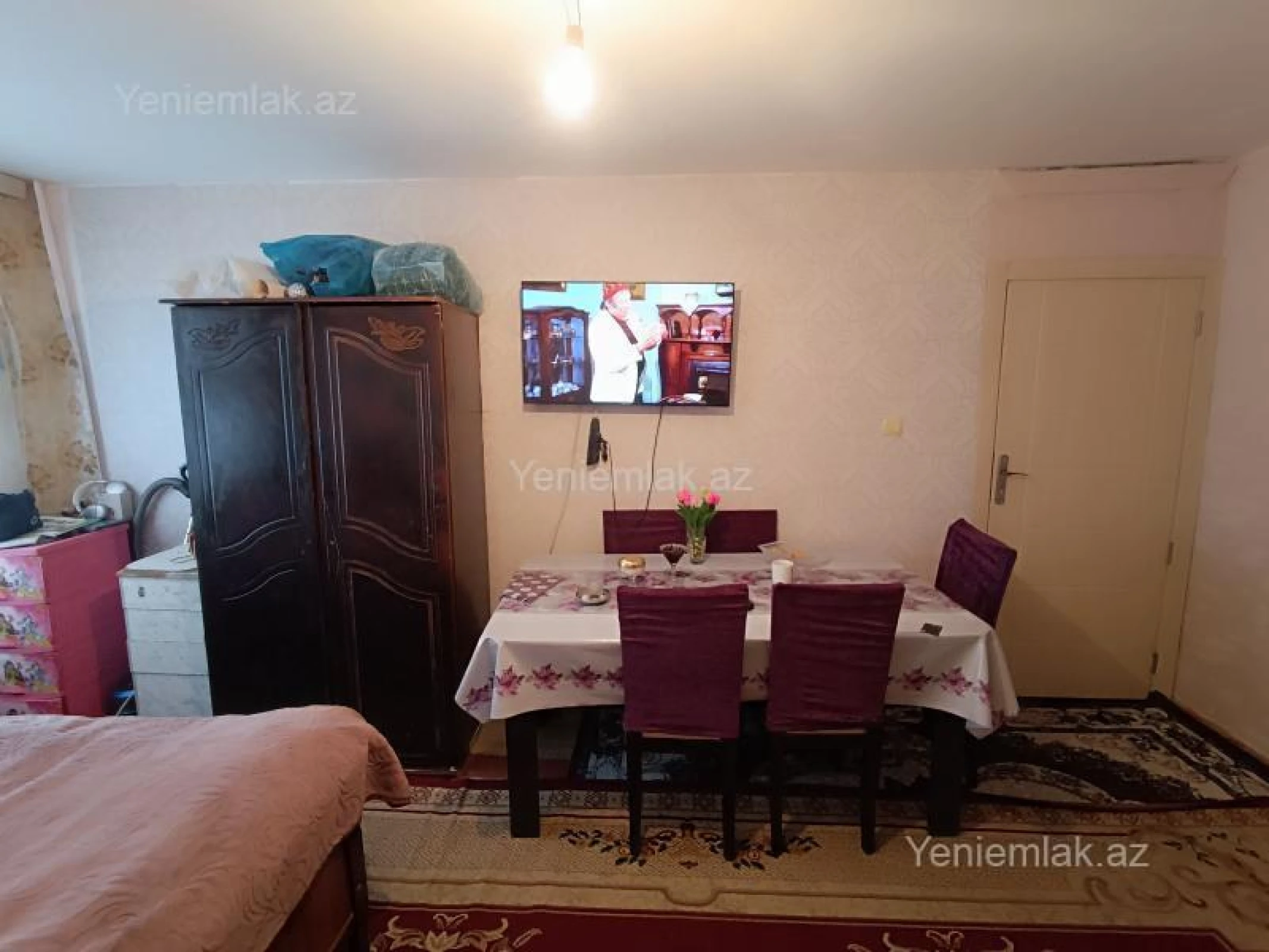 Satılır 1 otaqlı köhnə tikili 32 m²