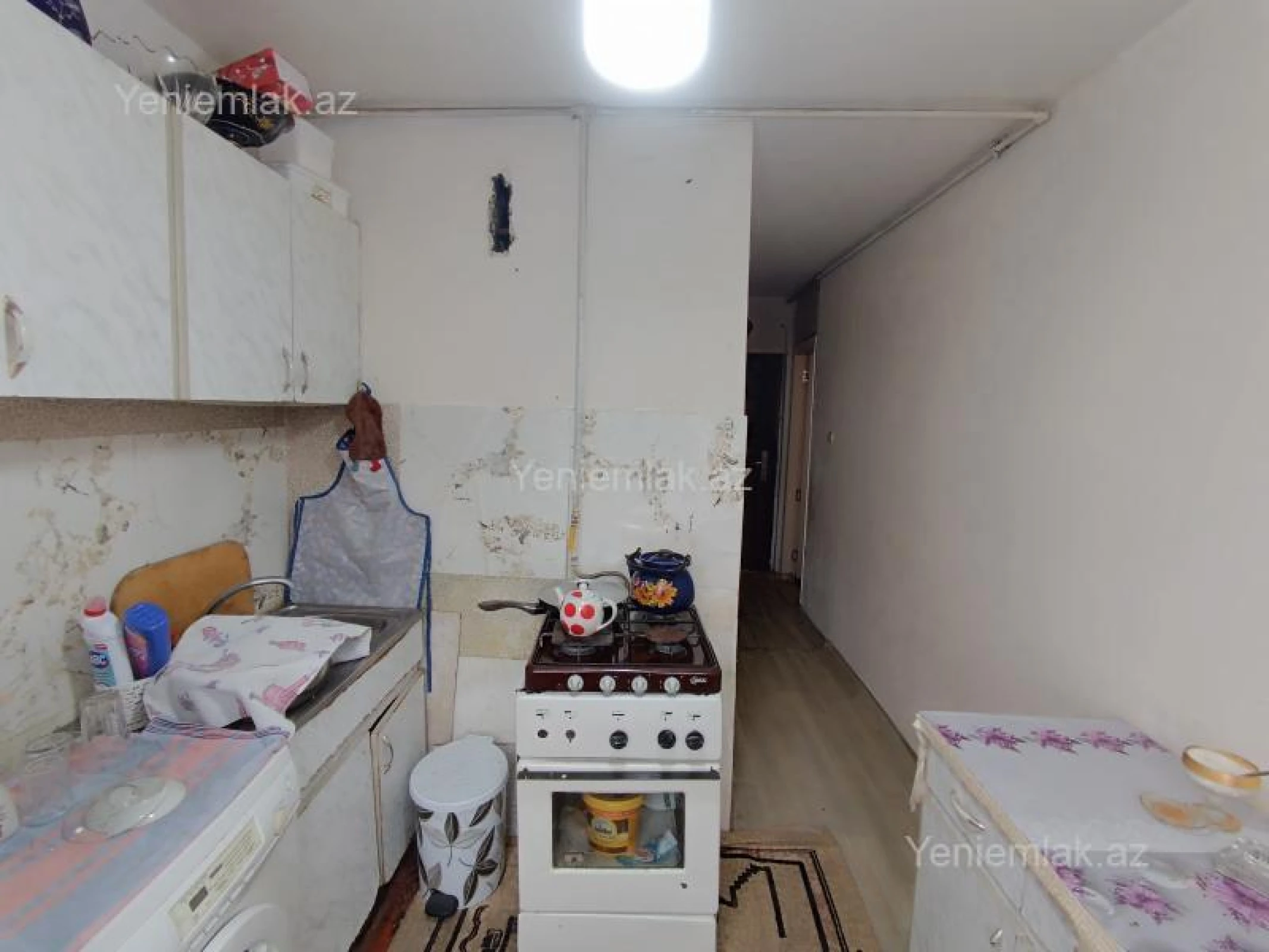 Satılır 1 otaqlı köhnə tikili 32 m²