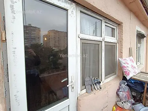 Satılır 1 otaqlı köhnə tikili 32 m²