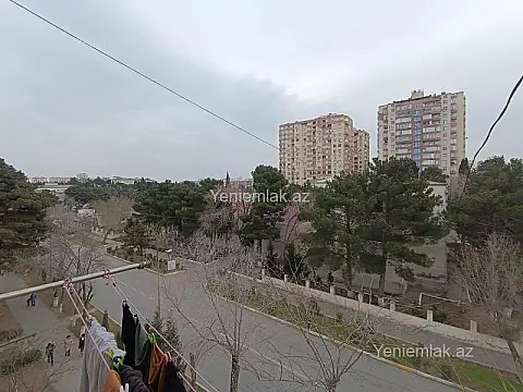 Satılır 1 otaqlı köhnə tikili 32 m²