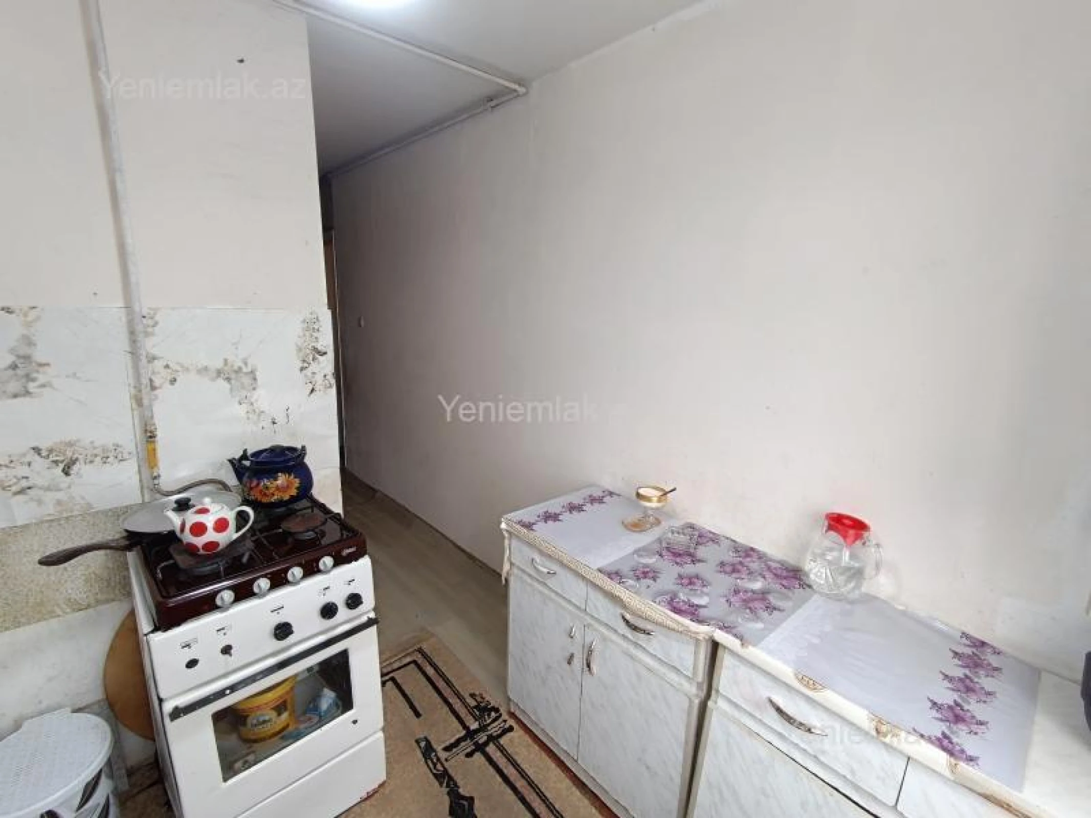 Satılır 1 otaqlı köhnə tikili 32 m²