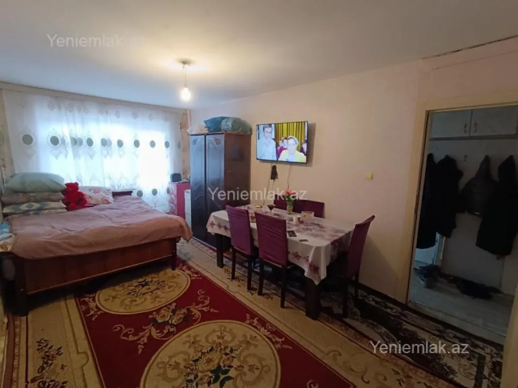 Satılır 1 otaqlı köhnə tikili 32 m²