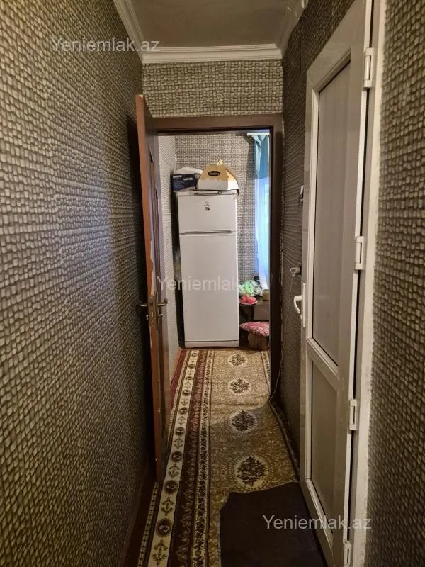 Satılır 2 otaqlı köhnə tikili 50 m²