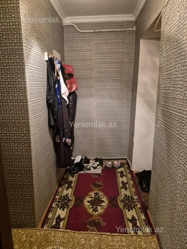 Satılır 2 otaqlı köhnə tikili 50 m²