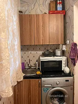 Satılır 1 otaqlı köhnə tikili 24 m²