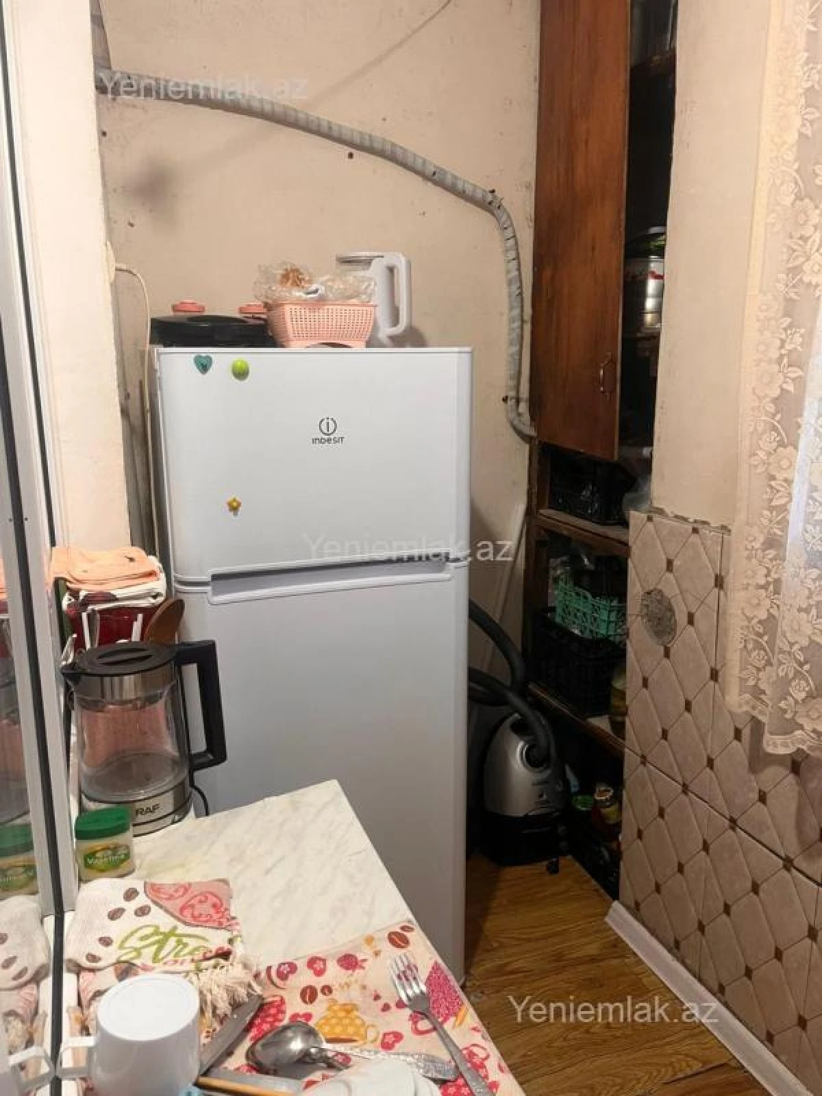Satılır 1 otaqlı köhnə tikili 24 m²