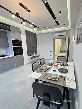 Satılır 3 otaqlı yeni tikili 140 m²